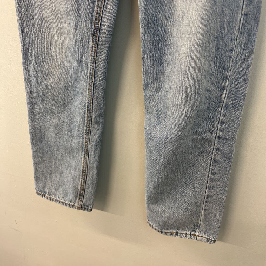 Princess Polly Light Wash Distressed Mom Jeans 0