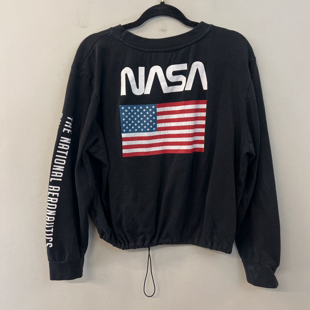 Fifth Sun Black/ White Nasa Cropped Long Sleeve Pullover Large