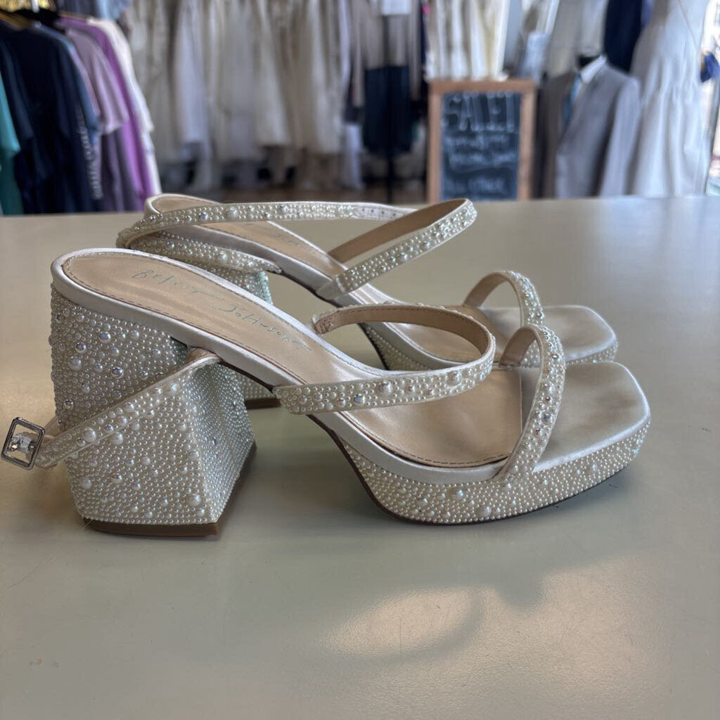 Betsey Johnson Denni Pearl Platform Block Heels 7