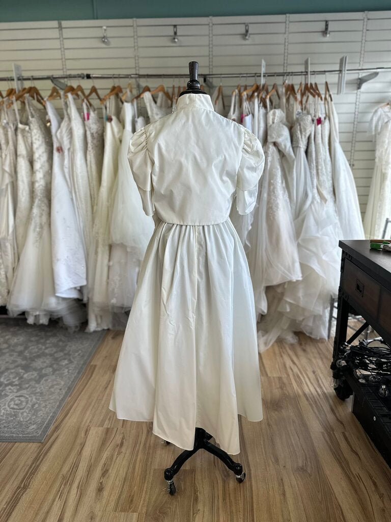 Vintage Ivory Tea Length Bridal Gown With Short Puff Sleeve Jacket 9/10