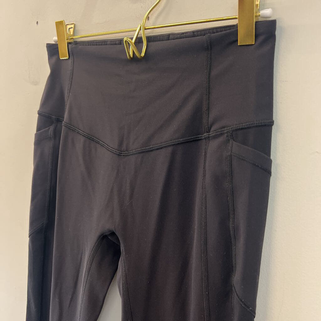 Lululemon Black Cropped Leggings 6