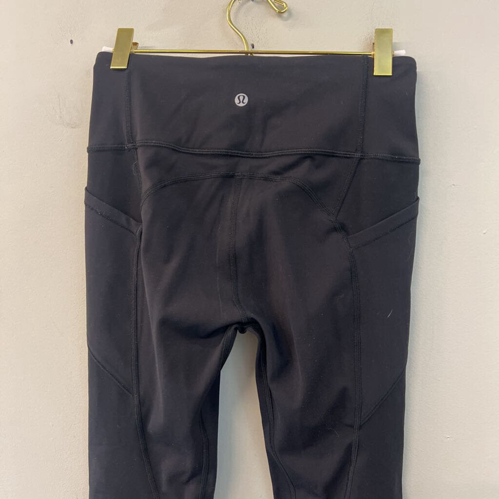 Lululemon Black Cropped Leggings 6