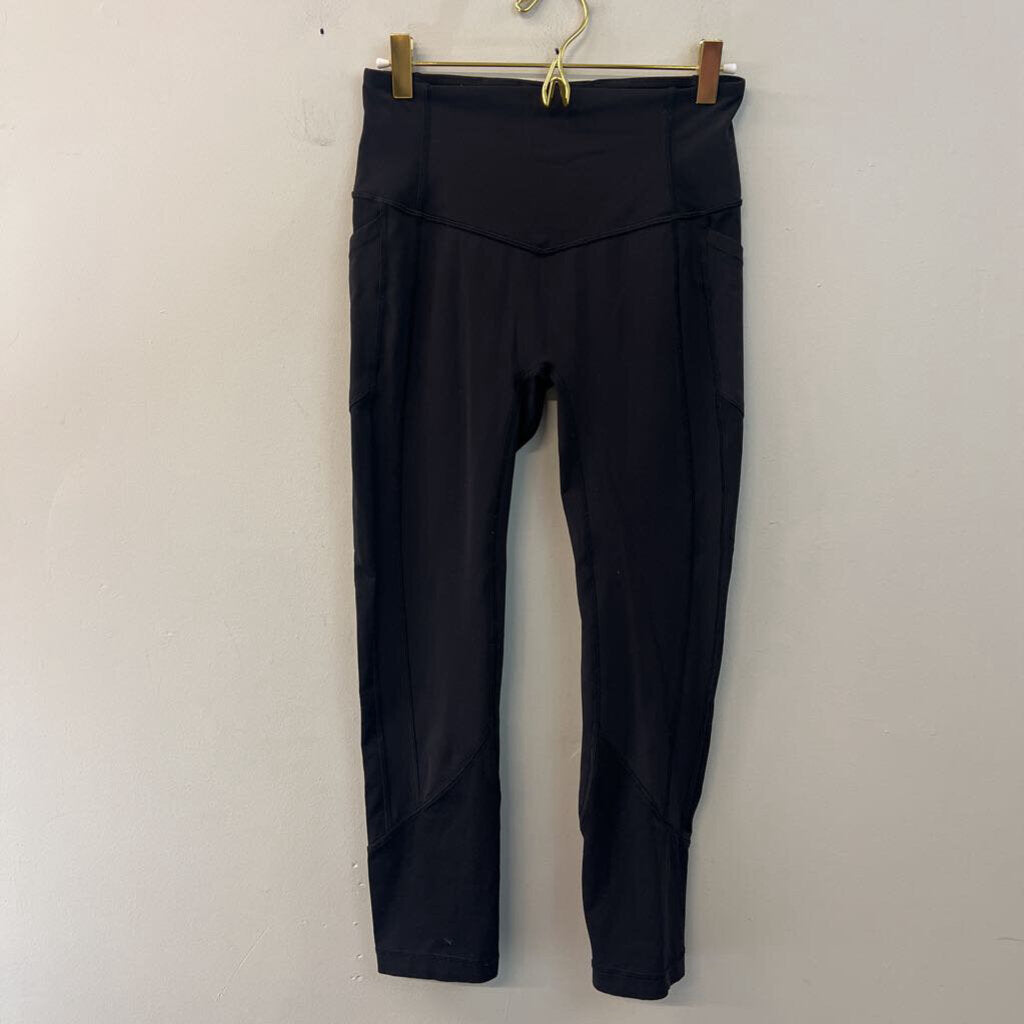 Lululemon Black Cropped Leggings 6