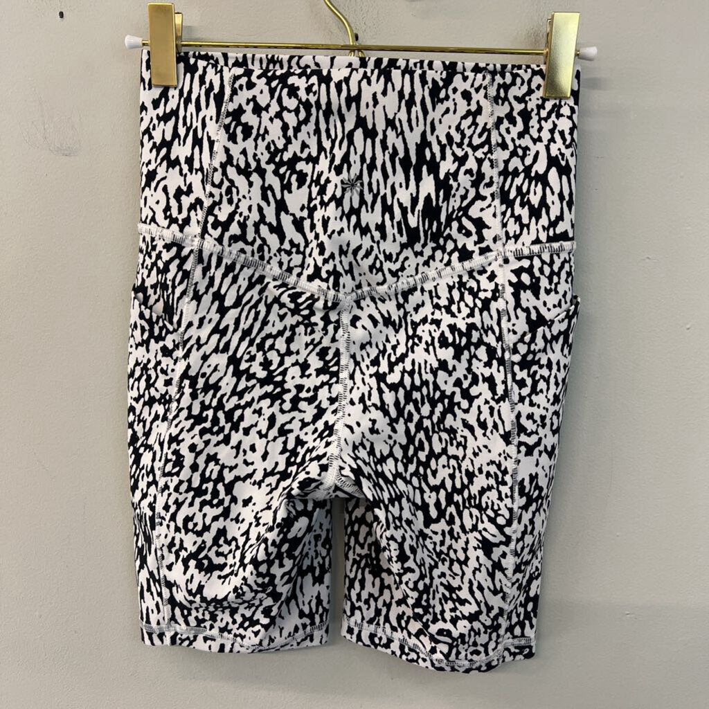 Athleta White/ Black Print Biker Shorts Extra Small