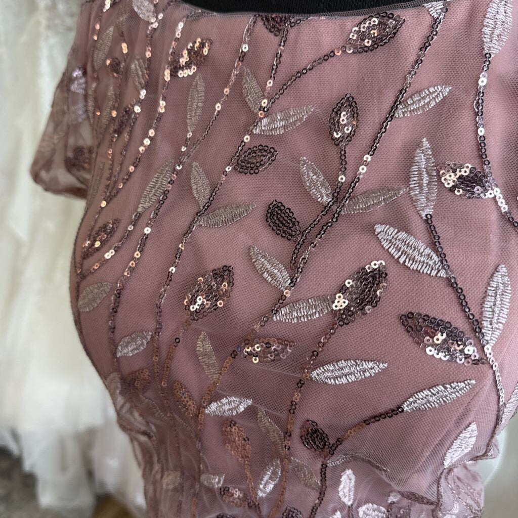 Azazie Pink Sequin Embroidered Detail Short Sleeve Long Formal Dress Medium