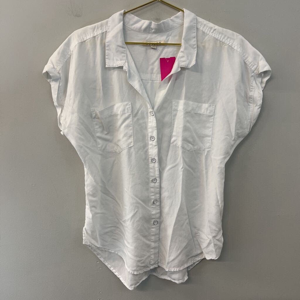 Harper White Short Sleeve Button Down Top Medium