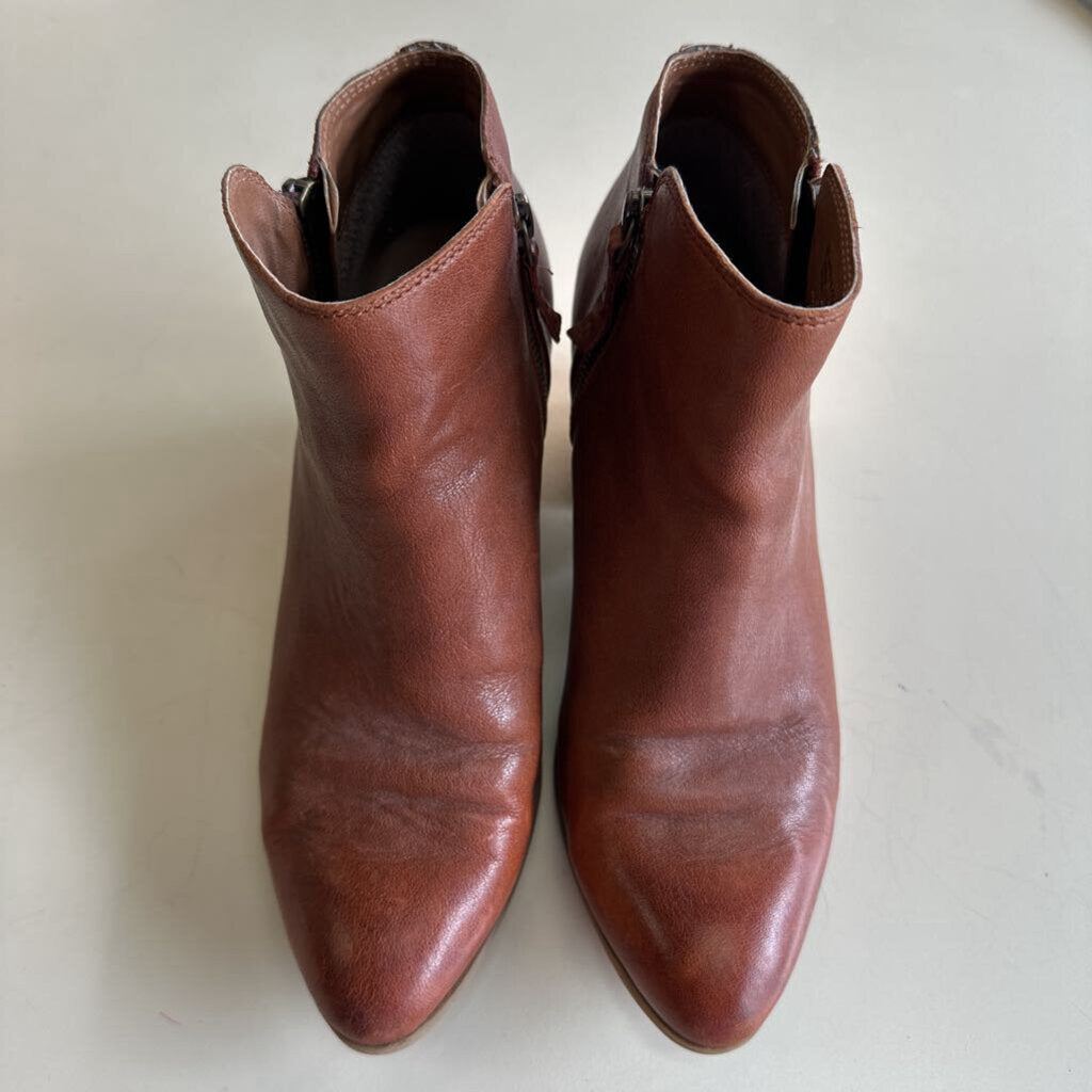 Frye Brown Leather Double Zip Judith Booties 9