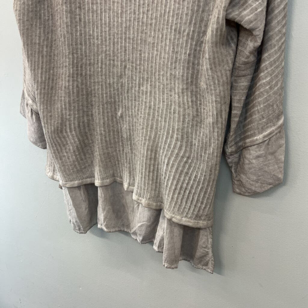 G and C Beige Ribbed Long Sleeve Open Back Layered Top Large