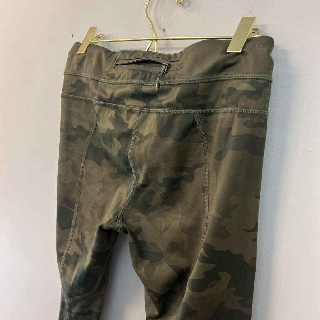 Lululemon Green Camo Print Leggings 4