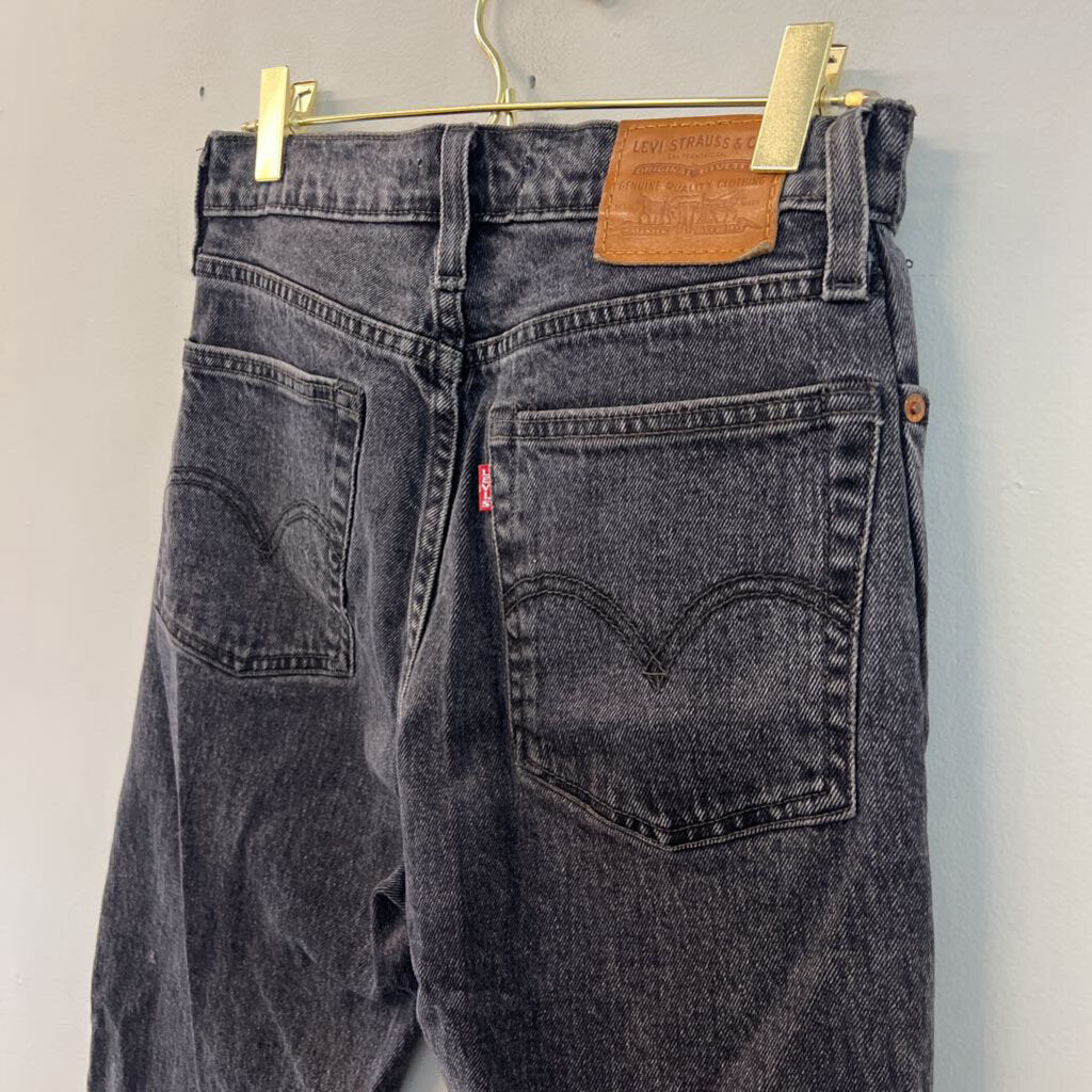 Levi Black Wedgie Straight Jeans 27
