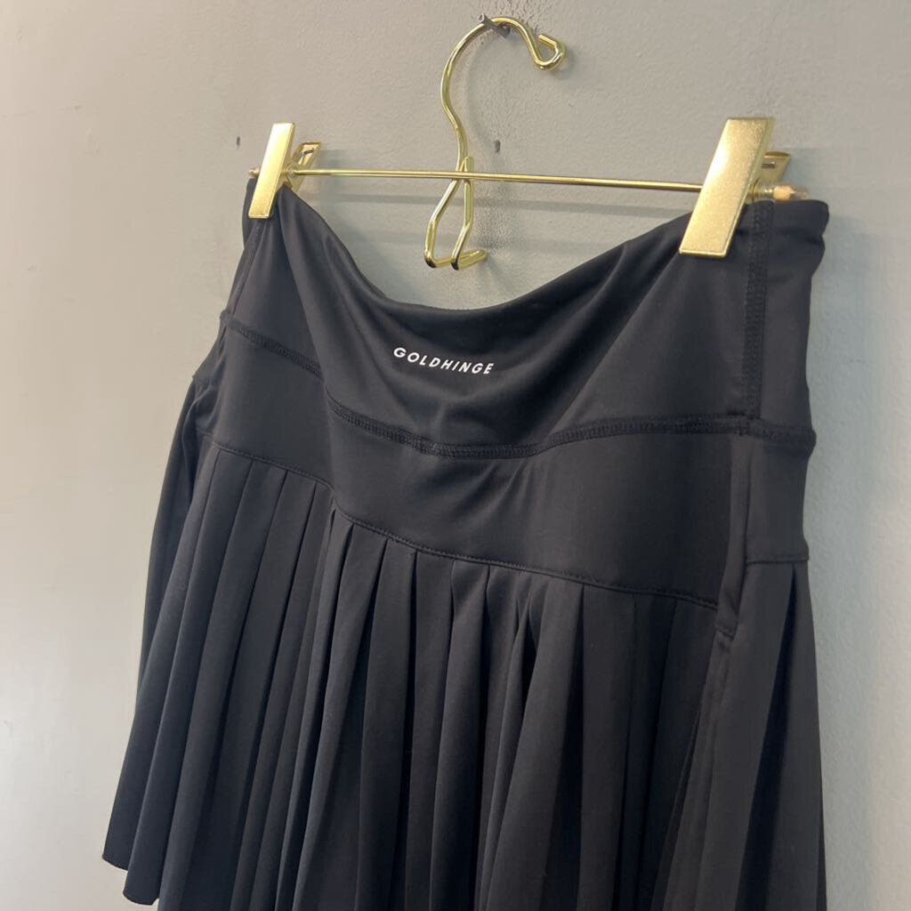 Gold Hinge Black Pleated Athletic Skort Medium