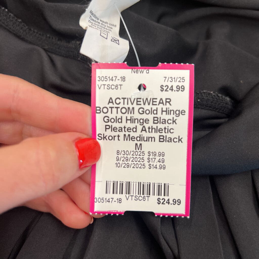 Gold Hinge Black Pleated Athletic Skort Medium