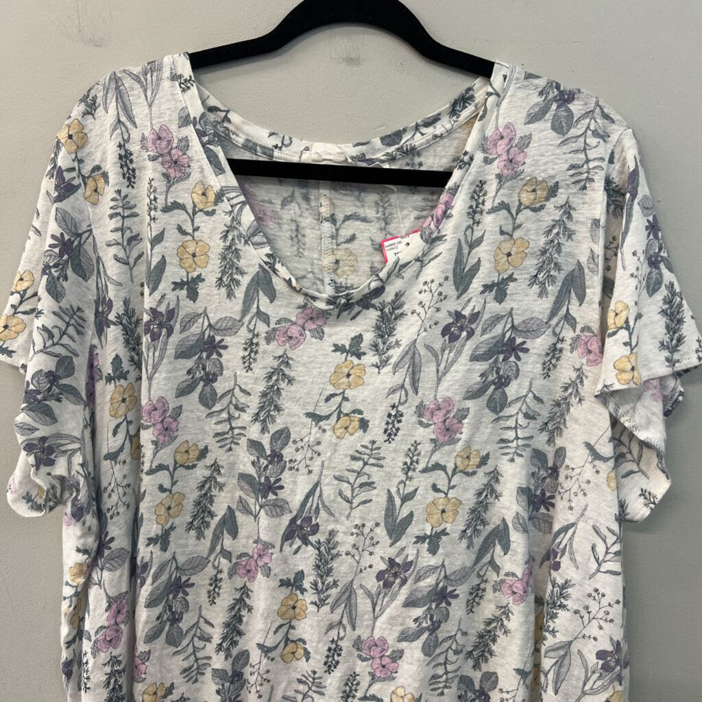 Rachel Ashwell White/ Multi Flower Print Short Sleeve Top 3X