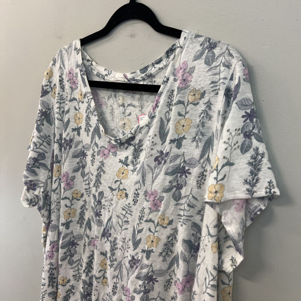 Rachel Ashwell White/ Multi Flower Print Short Sleeve Top 3X
