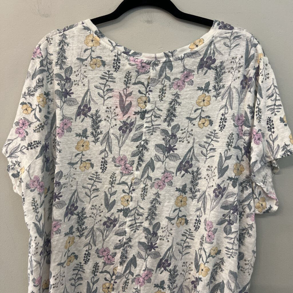 Rachel Ashwell White/ Multi Flower Print Short Sleeve Top 3X