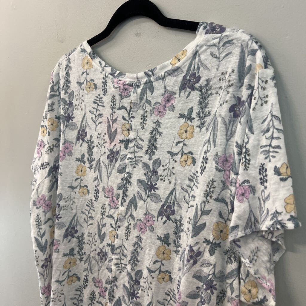 Rachel Ashwell White/ Multi Flower Print Short Sleeve Top 3X