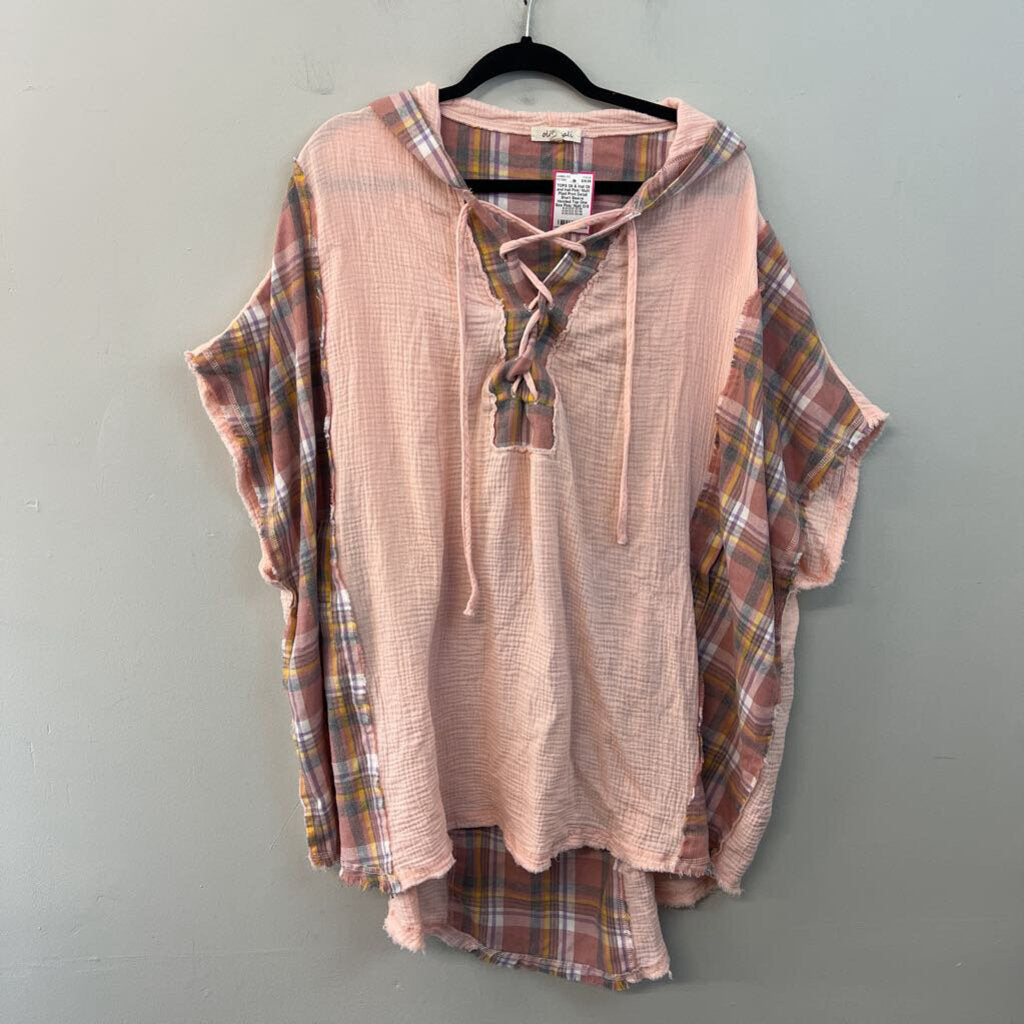 Oli and Hali Pink/ Multi Plaid Print Detail Short Sleeve Hooded Top One Size
