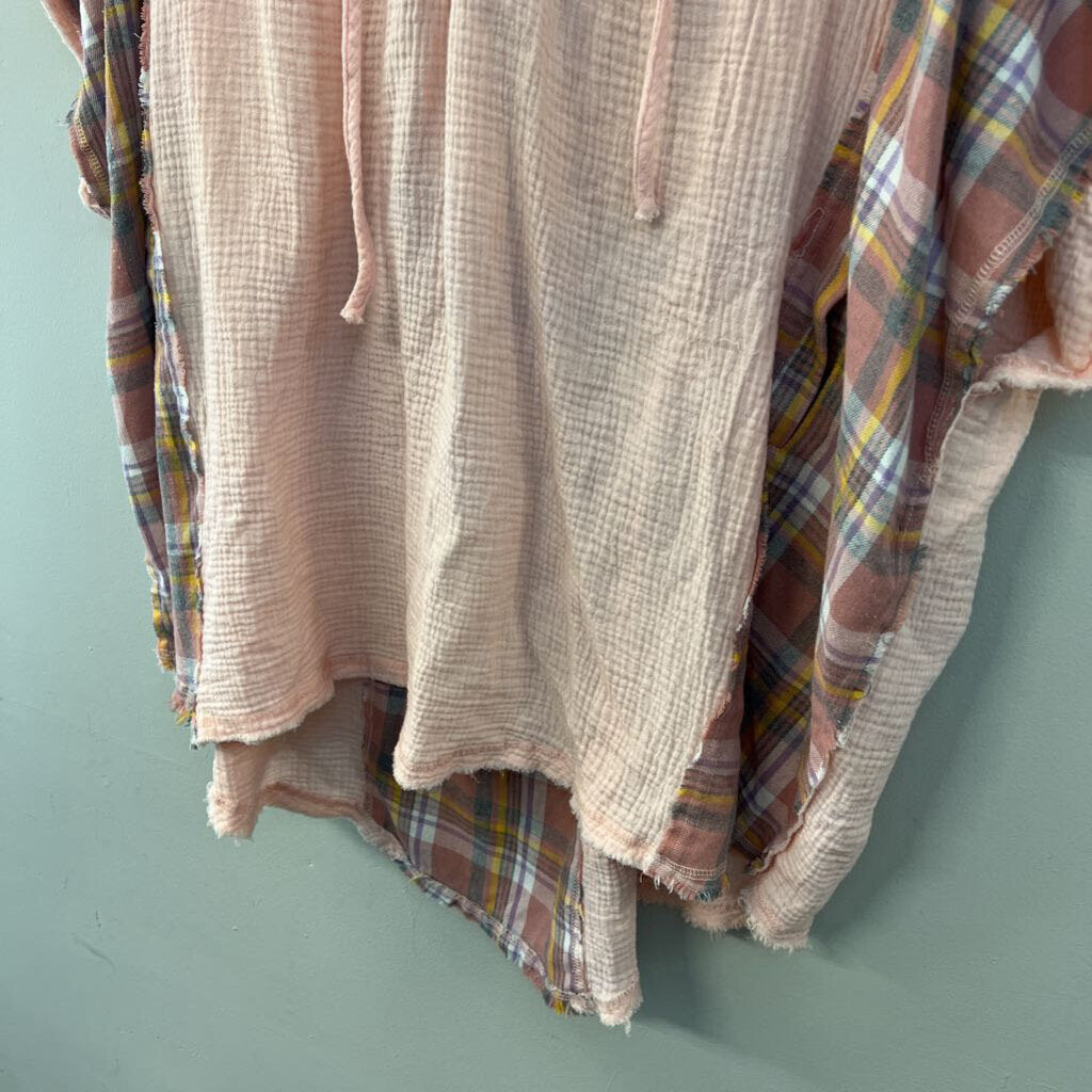 Oli and Hali Pink/ Multi Plaid Print Detail Short Sleeve Hooded Top One Size