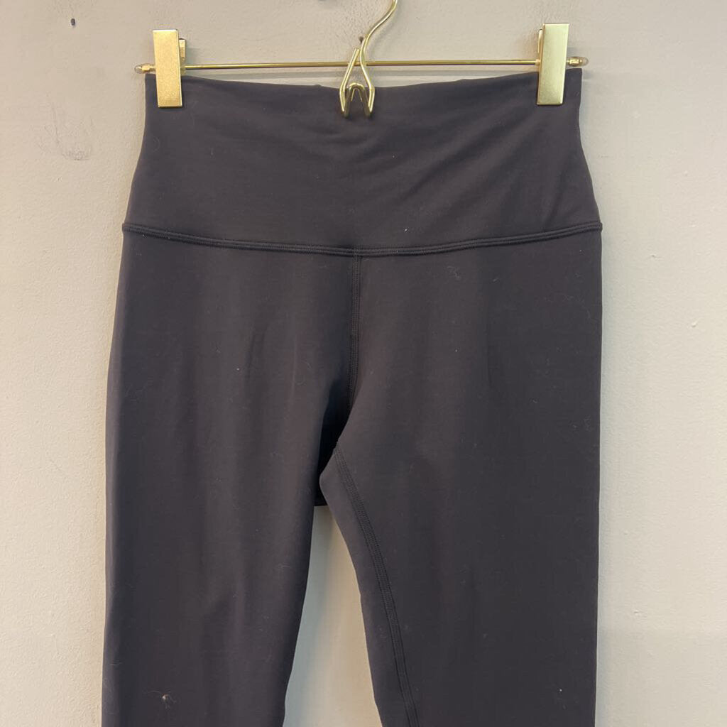Lululemon Black Cropped Athletic Leggings 6