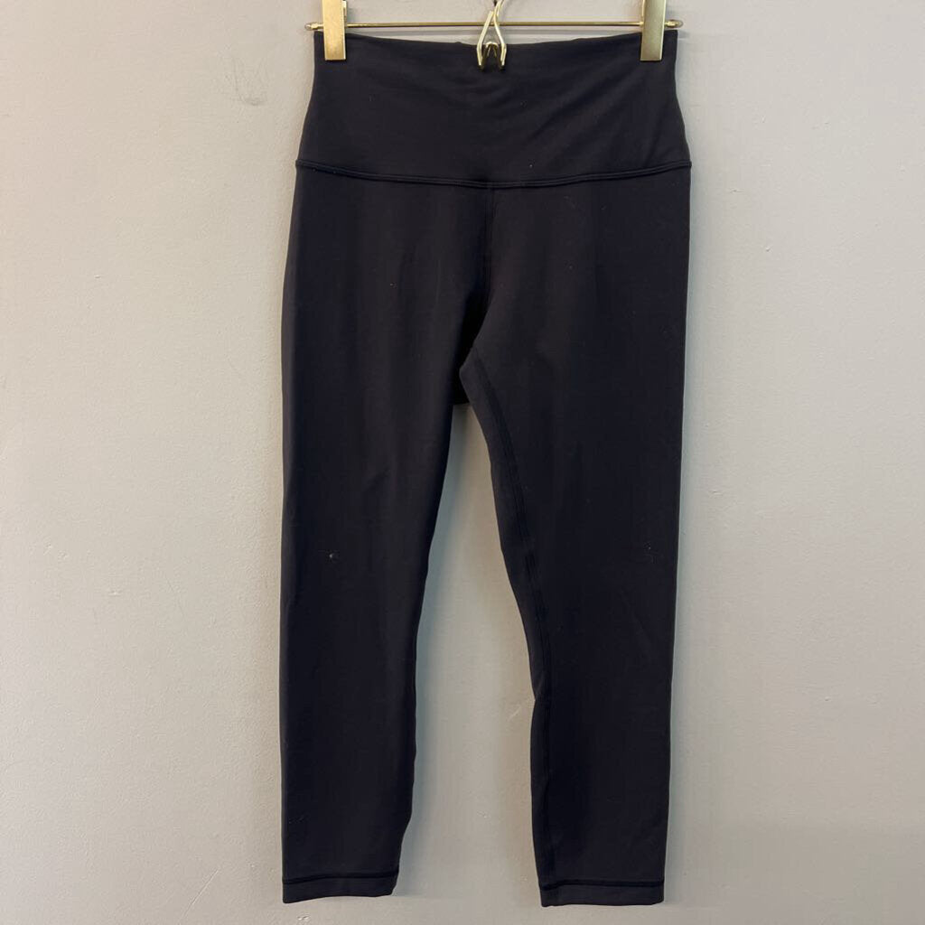 Lululemon Black Cropped Athletic Leggings 6