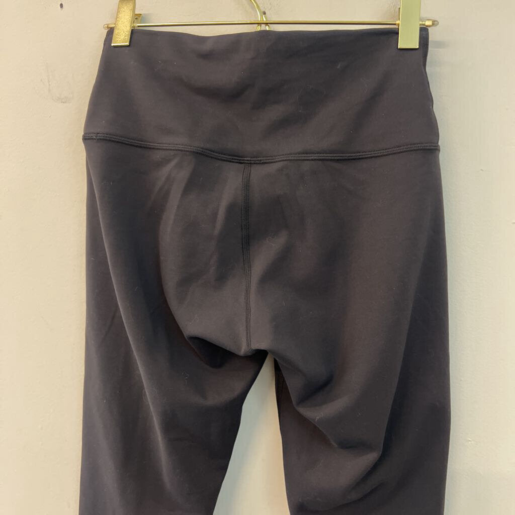 Lululemon Black Cropped Athletic Leggings 6