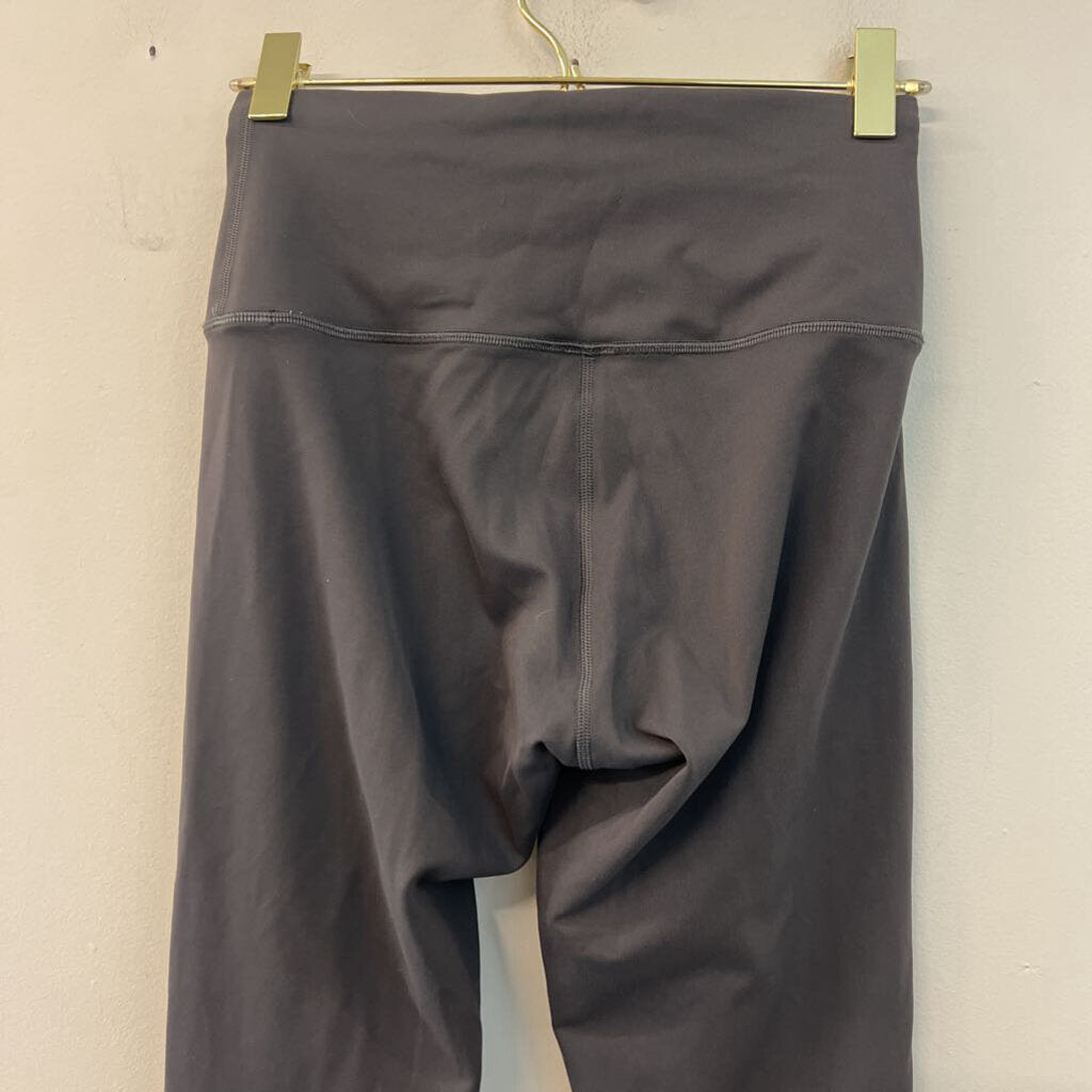 Lululemon Grey Cropped Athletic Leggings 6