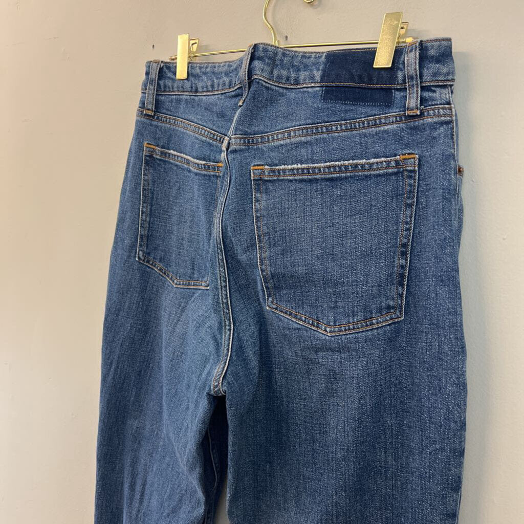 Abercrombie and Fitch Dark Wash The Mom High Rise Jeans 30