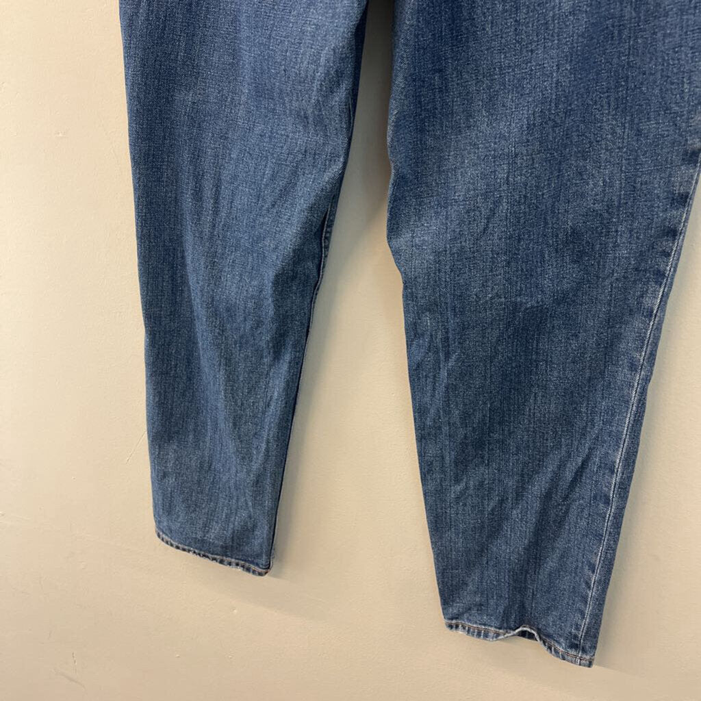 Abercrombie and Fitch Dark Wash The Mom High Rise Jeans 30