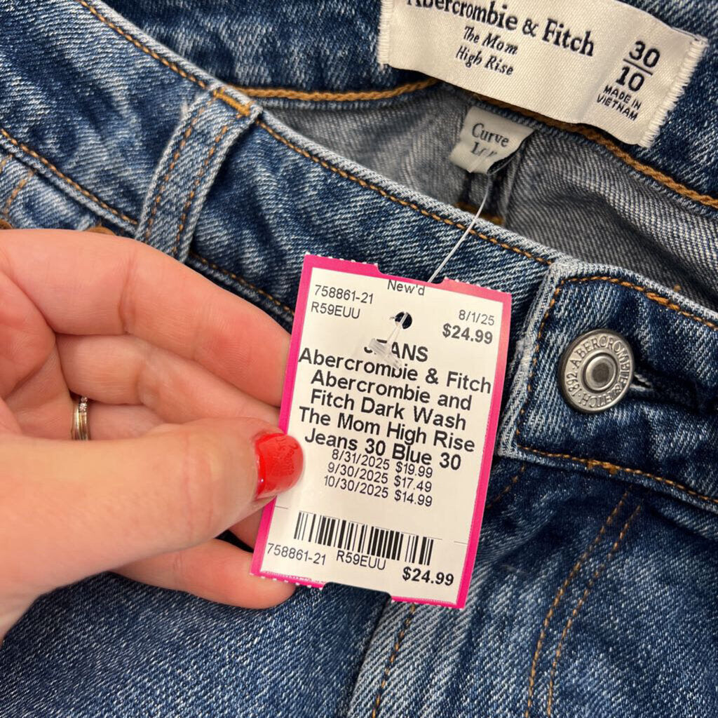 Abercrombie and Fitch Dark Wash The Mom High Rise Jeans 30