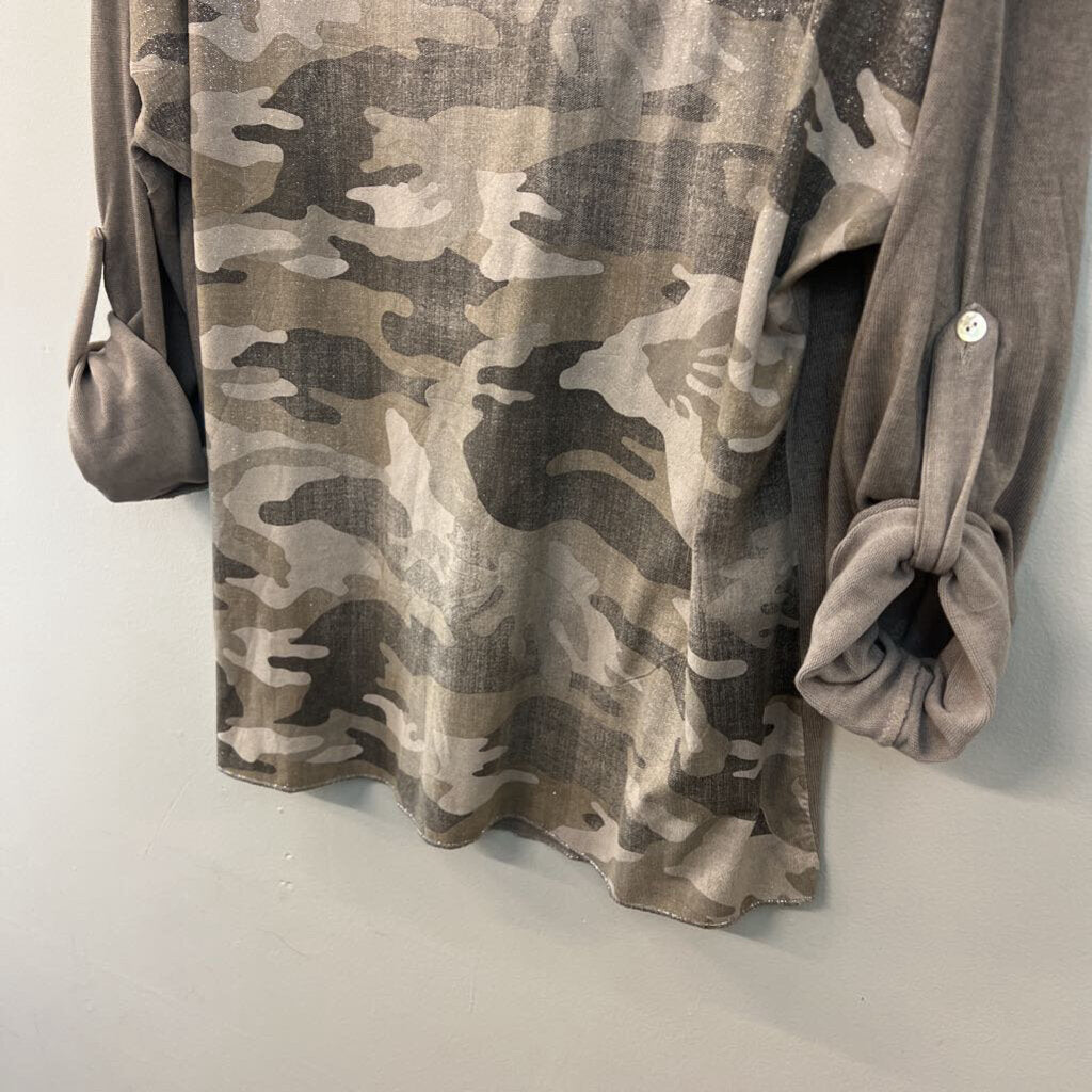 Tempo Paris Grey Shimmer Camo Print Long Sleeve Top Medium/ Large