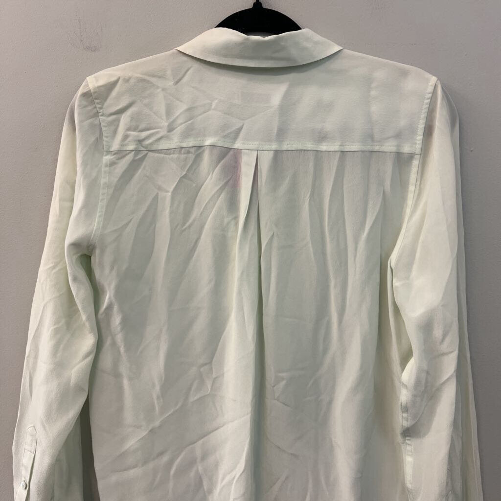 Equipment Femme Light Green 100% Silk Long Sleeve Button Down Top Extra Small
