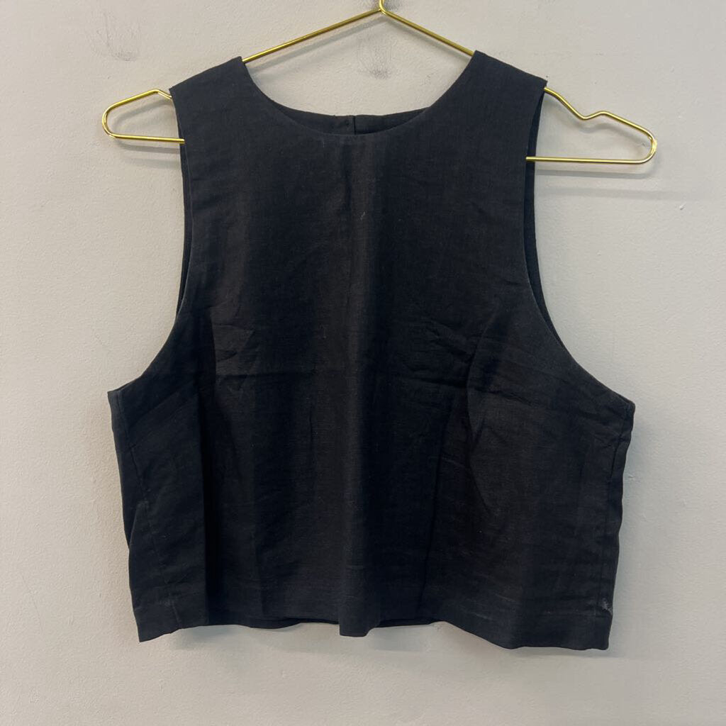 Banana Republic Black Cropped Tank Top Small