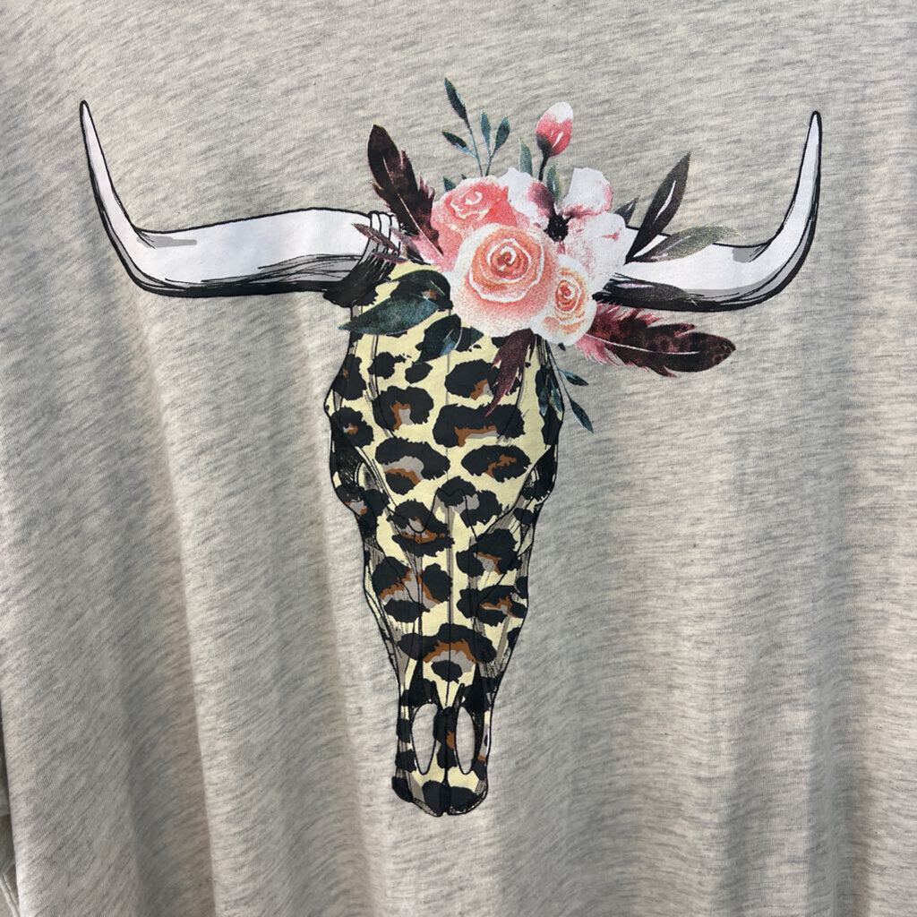 Grey/ Multi Leopard Cow Skull With Antlers Short Sleeve Graphic Tee 2X