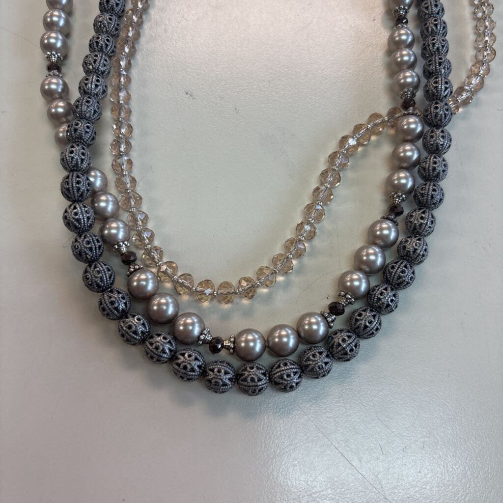 Anne Vaughan Silver Layered Necklace