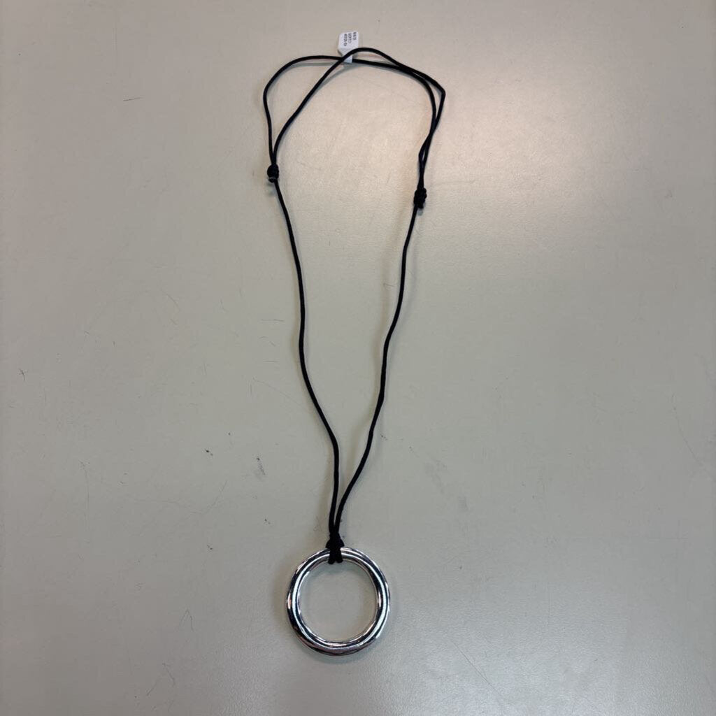 J Jill Black/ Silver Circle Pendant Long Necklace