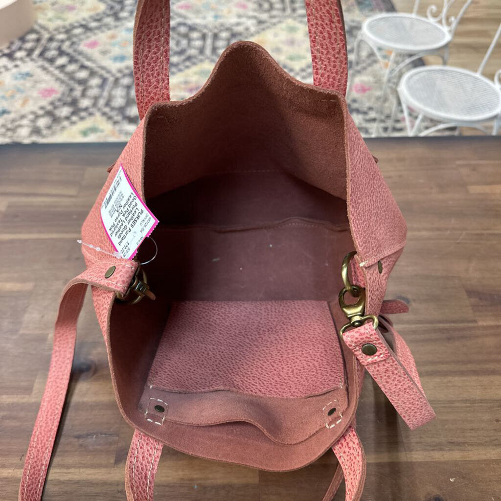 Portland Leather Good Pink Textured Leather Purse