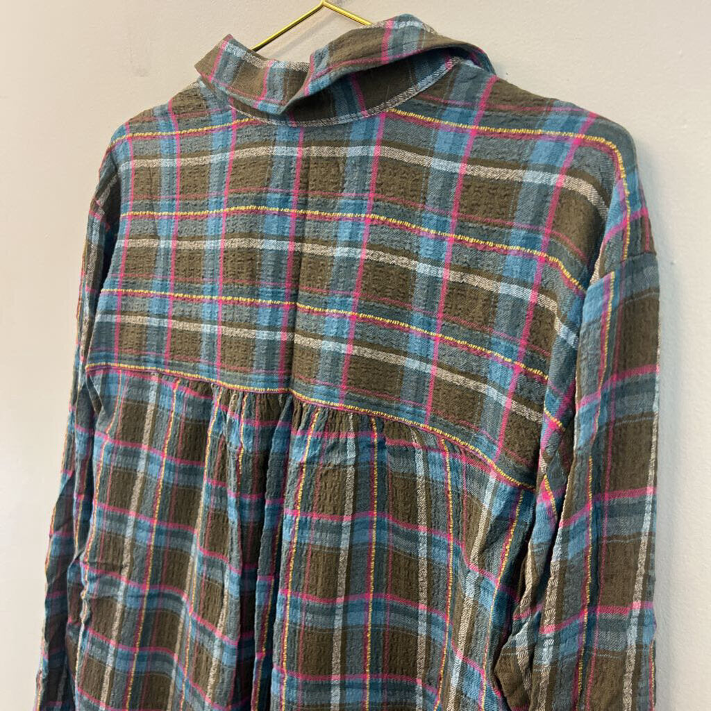 Pilcro Green/ Multi Plaid Long Sleeve Button Down Top Medium