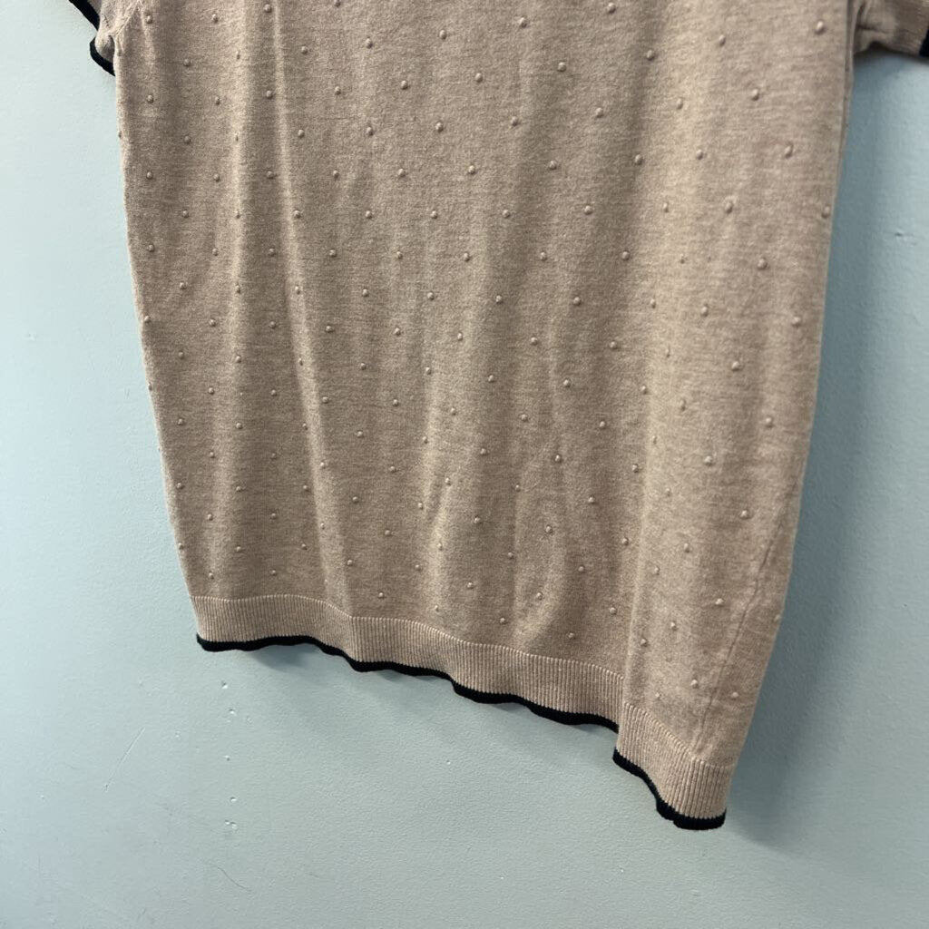 Elle Brown/ Black Dot Detail Short Sleeve Top Large