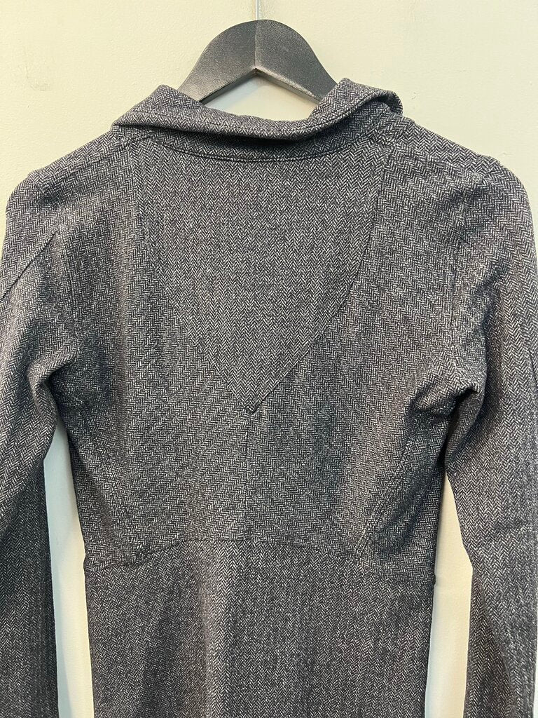 Lululemon Black/ Grey Herringbone Print Long Sleeve Quarter Zip Pullover 6