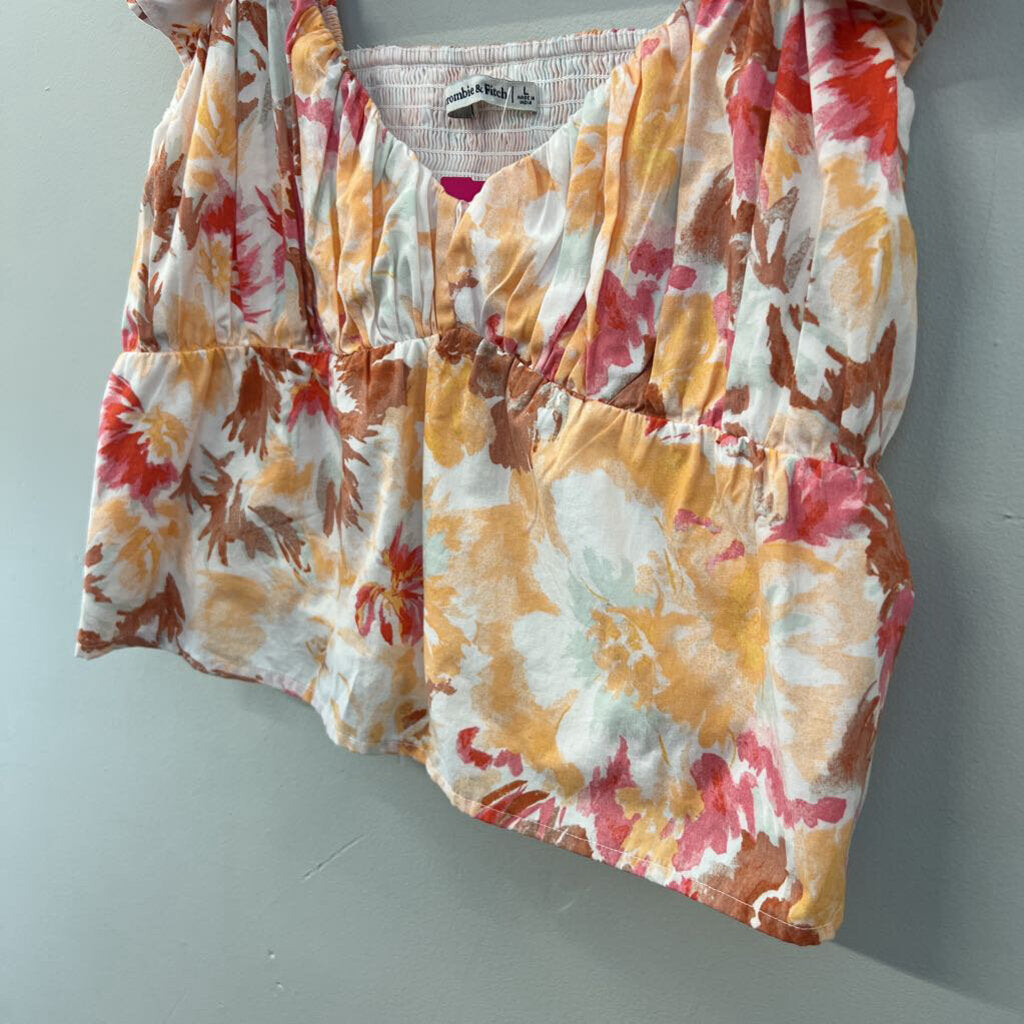 Abercrombie and Fitch White/ Orange Print Cropped Short Ruffle Sleeve Top Large