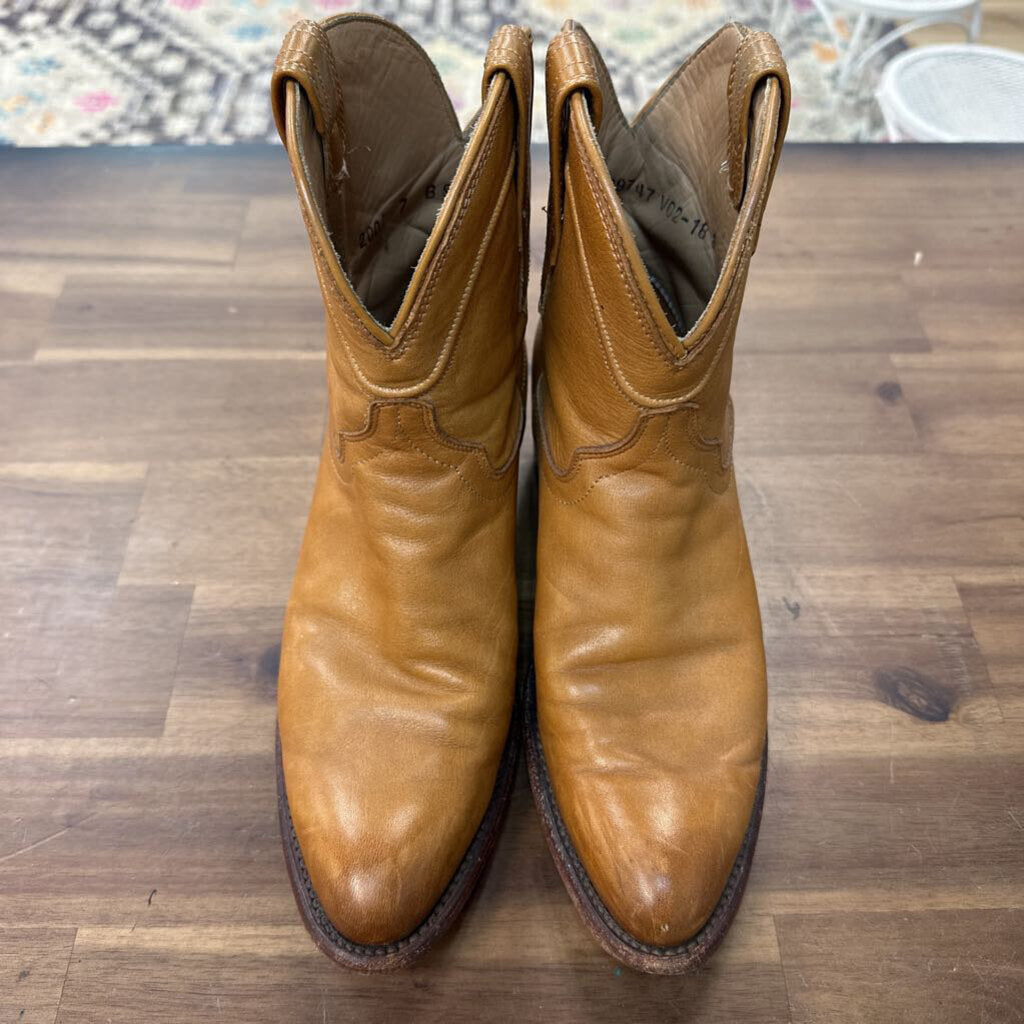 Tecovas Light Brown Leather The Penny Ankle Boots
