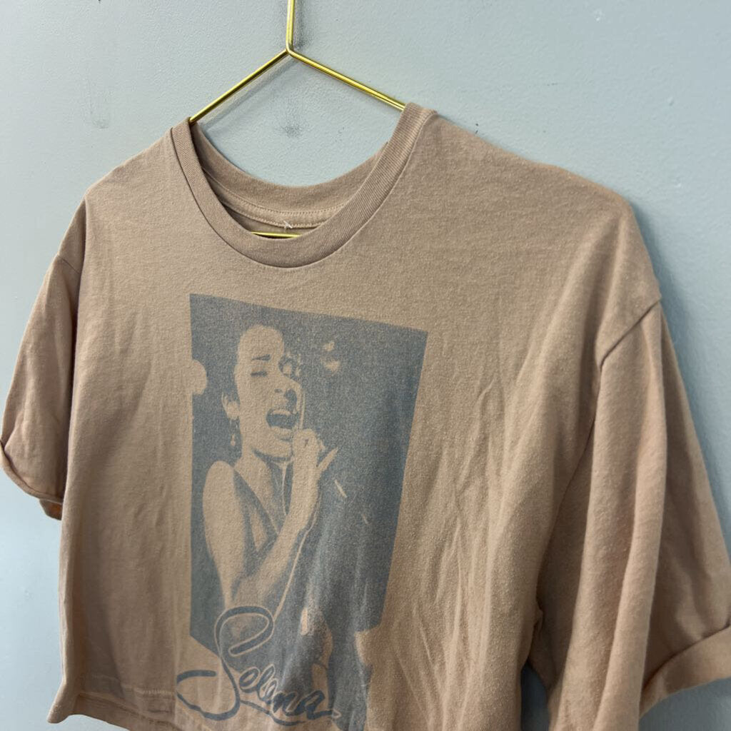Selena Brown Cropped Short Sleeve Graphic Tee Medium
