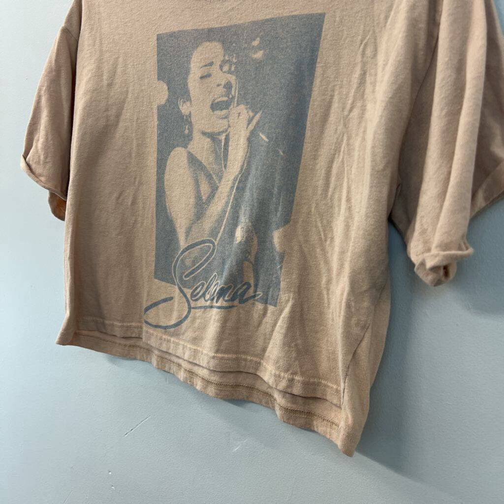 Selena Brown Cropped Short Sleeve Graphic Tee Medium