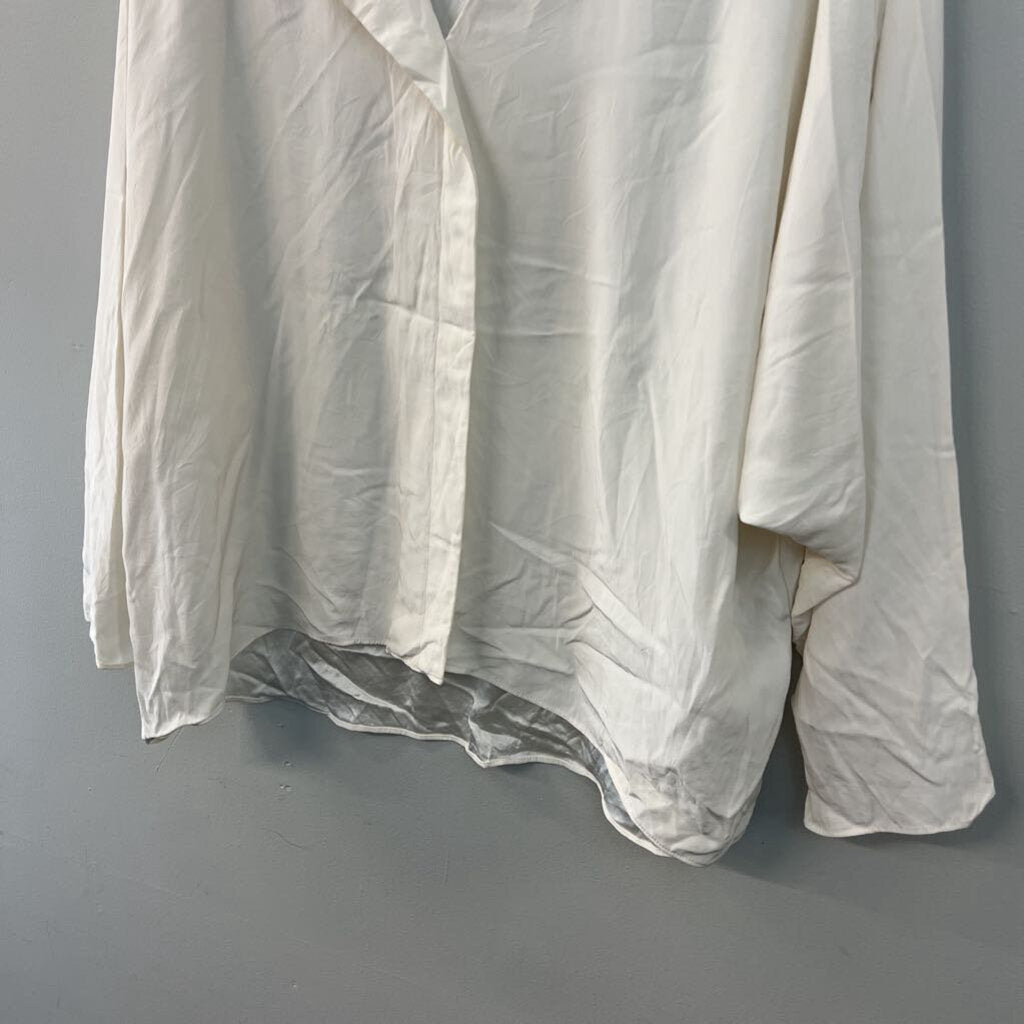 BR Cream Silky Long Sleeve Button Down Top Extra Large