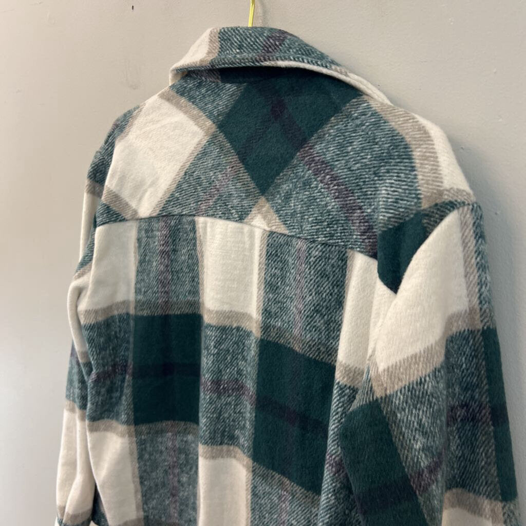 Green/ White Plaid Long Sleeve Button Down Shacket Small