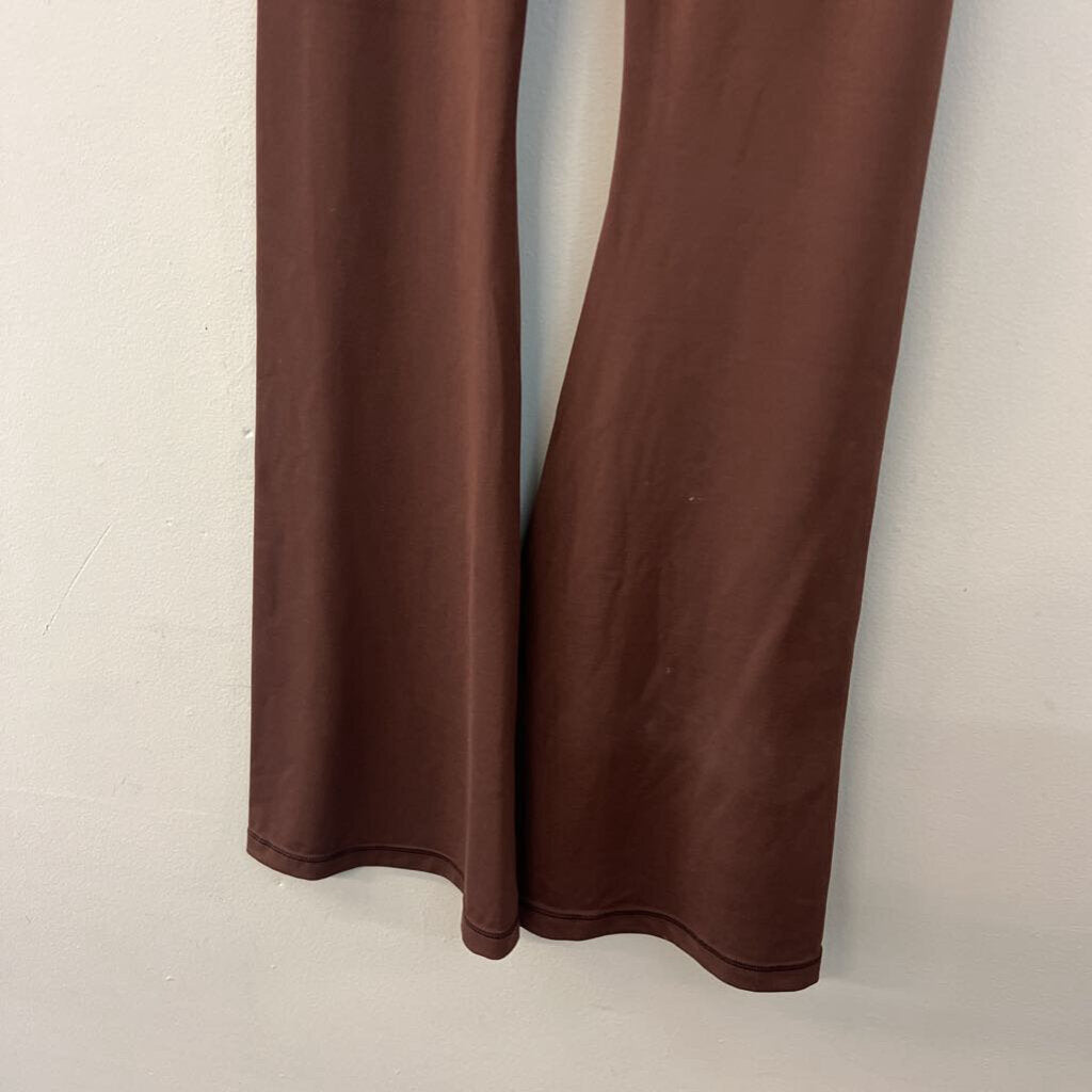 Offline by Aerie Brown Cross Waist Flare Leggings Extra Small