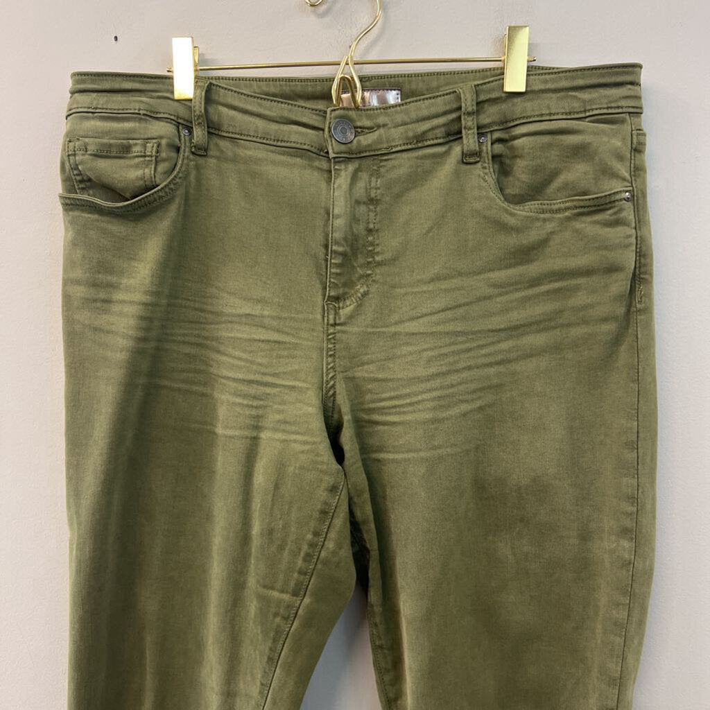 Kut Green Straight Leg Jeans 16