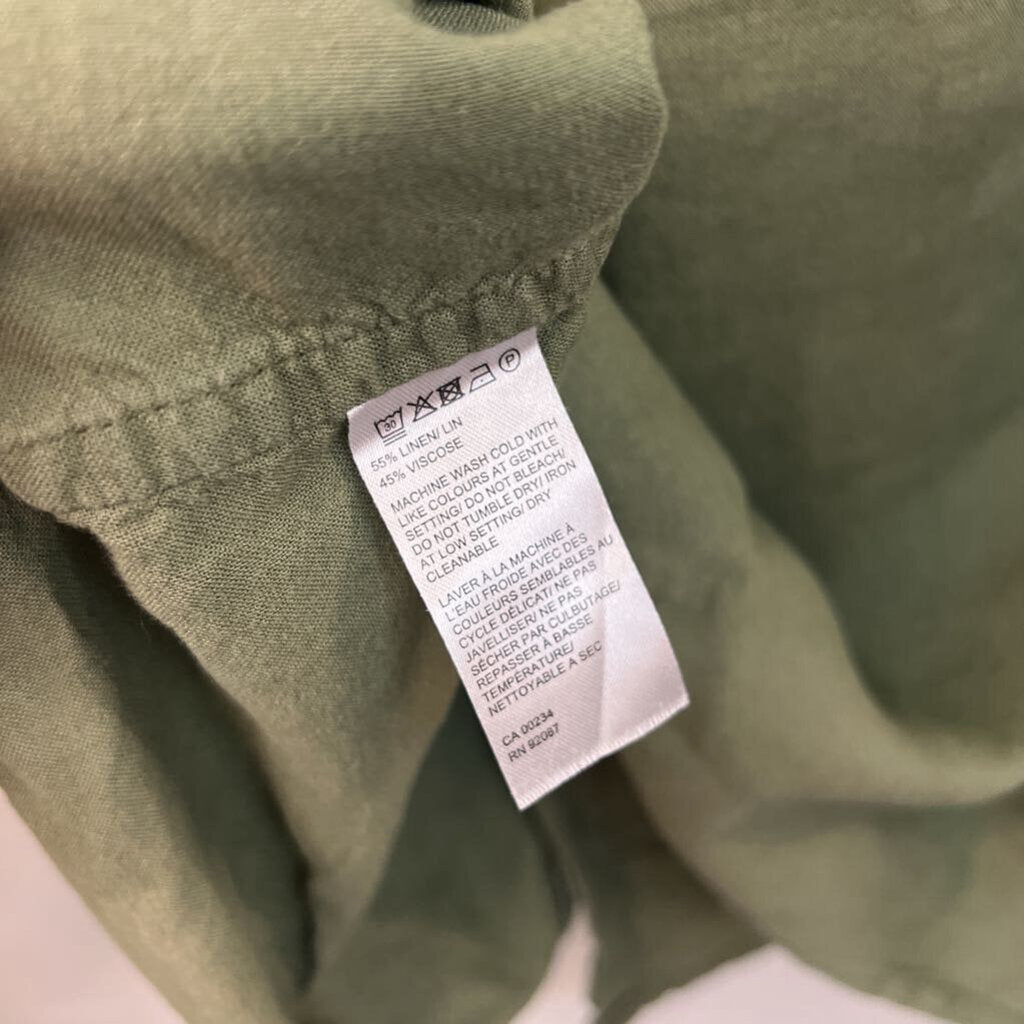Saks Fifth Avenue Green Long Sleeve Button Down Top Small
