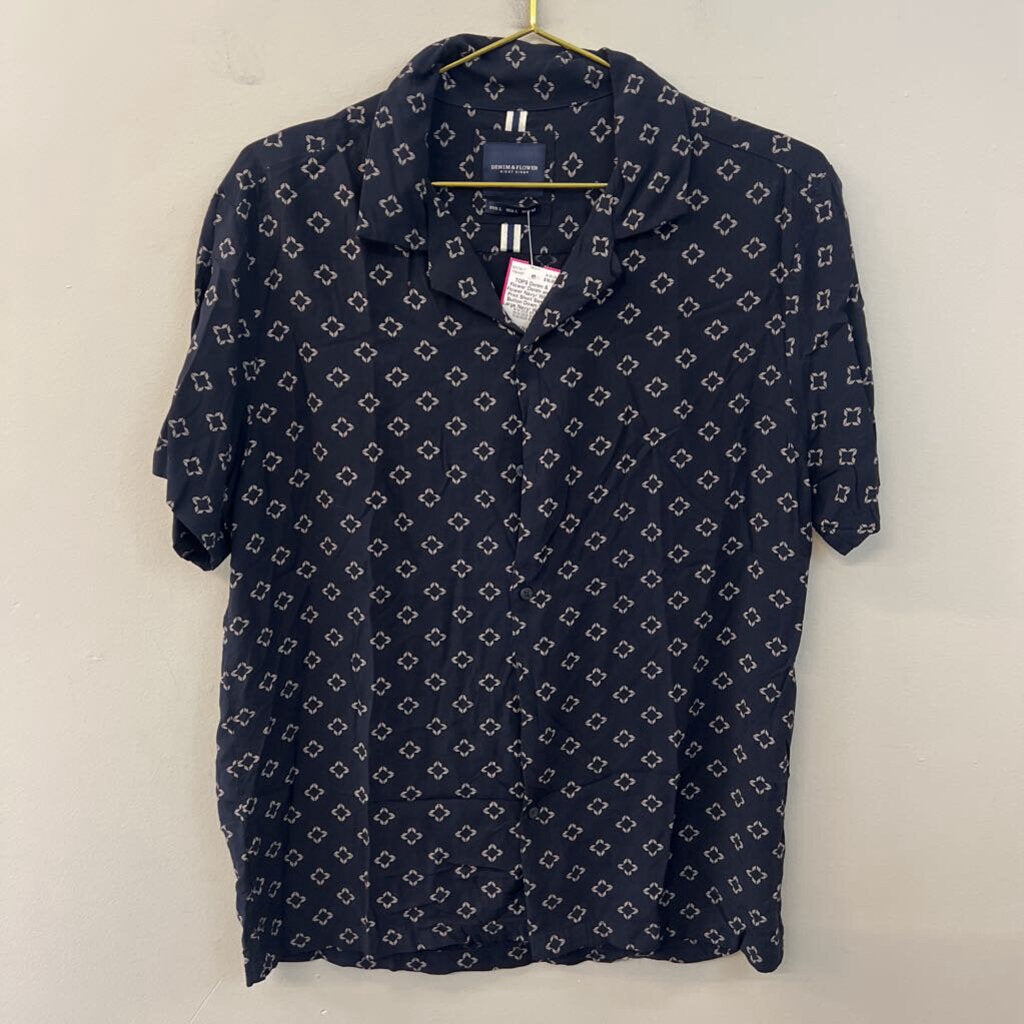 Denim and Flower Navy/ White Print Short Sleeve Button Down Top Large