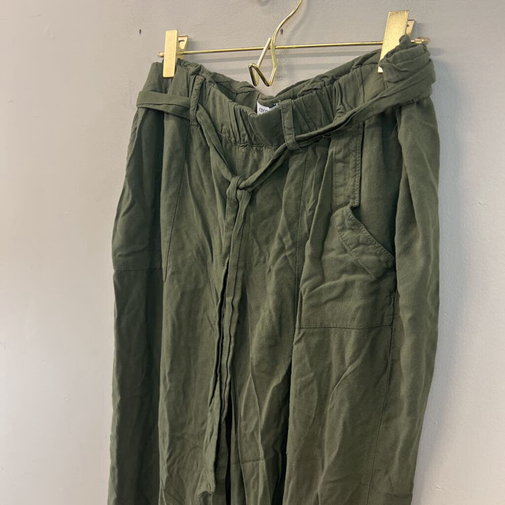 Crown and Ivy Green Tie Waist Pull On Pants 10